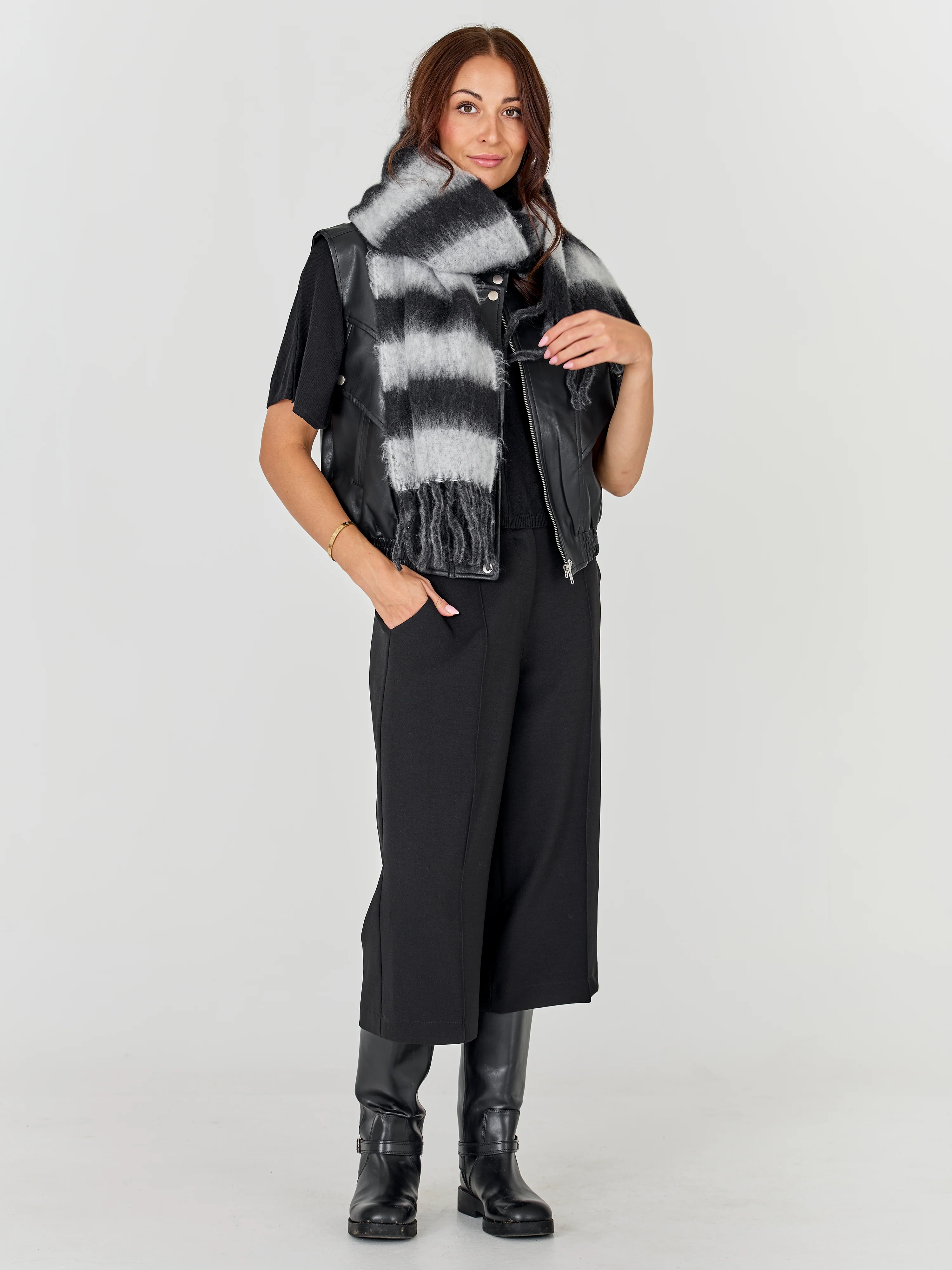 Aya Scarf Stripe - Black mix - Image 4