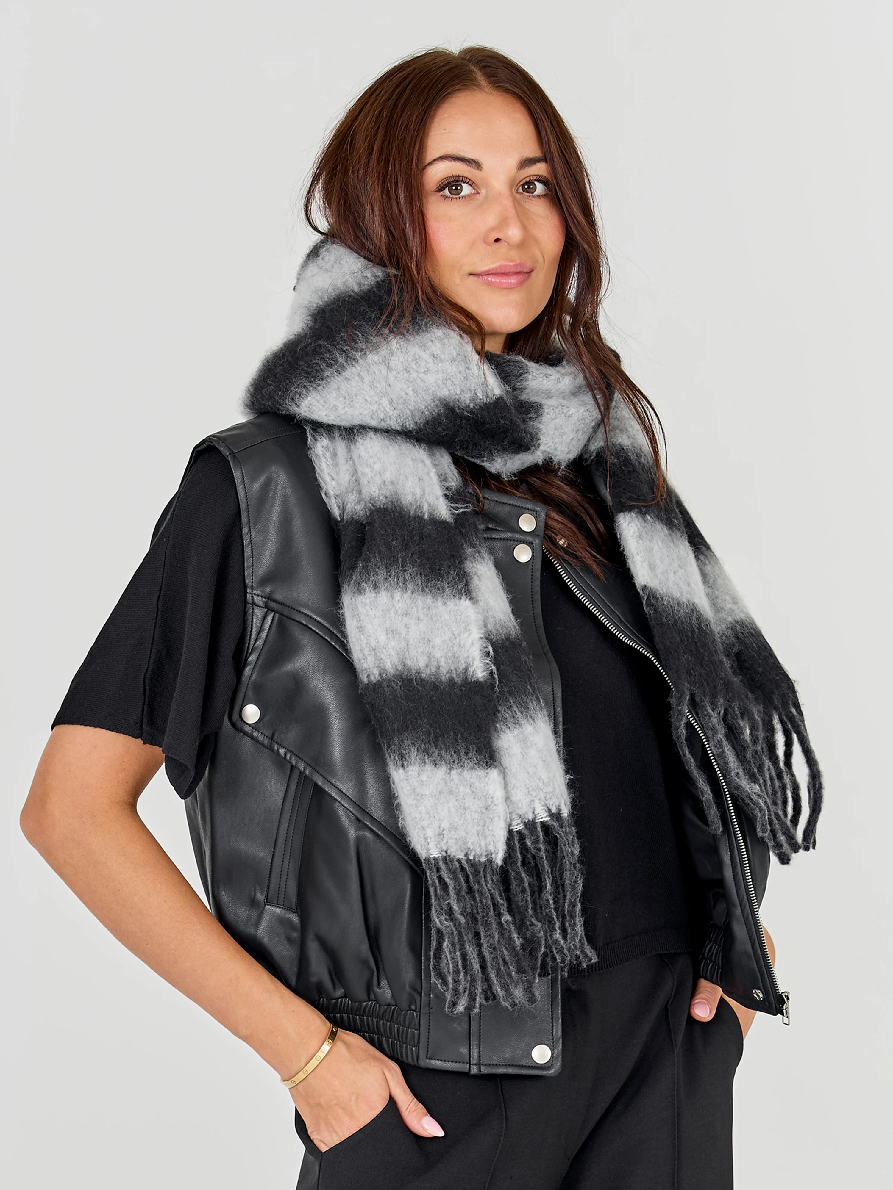 Aya Scarf Stripe - Black mix - Image 6
