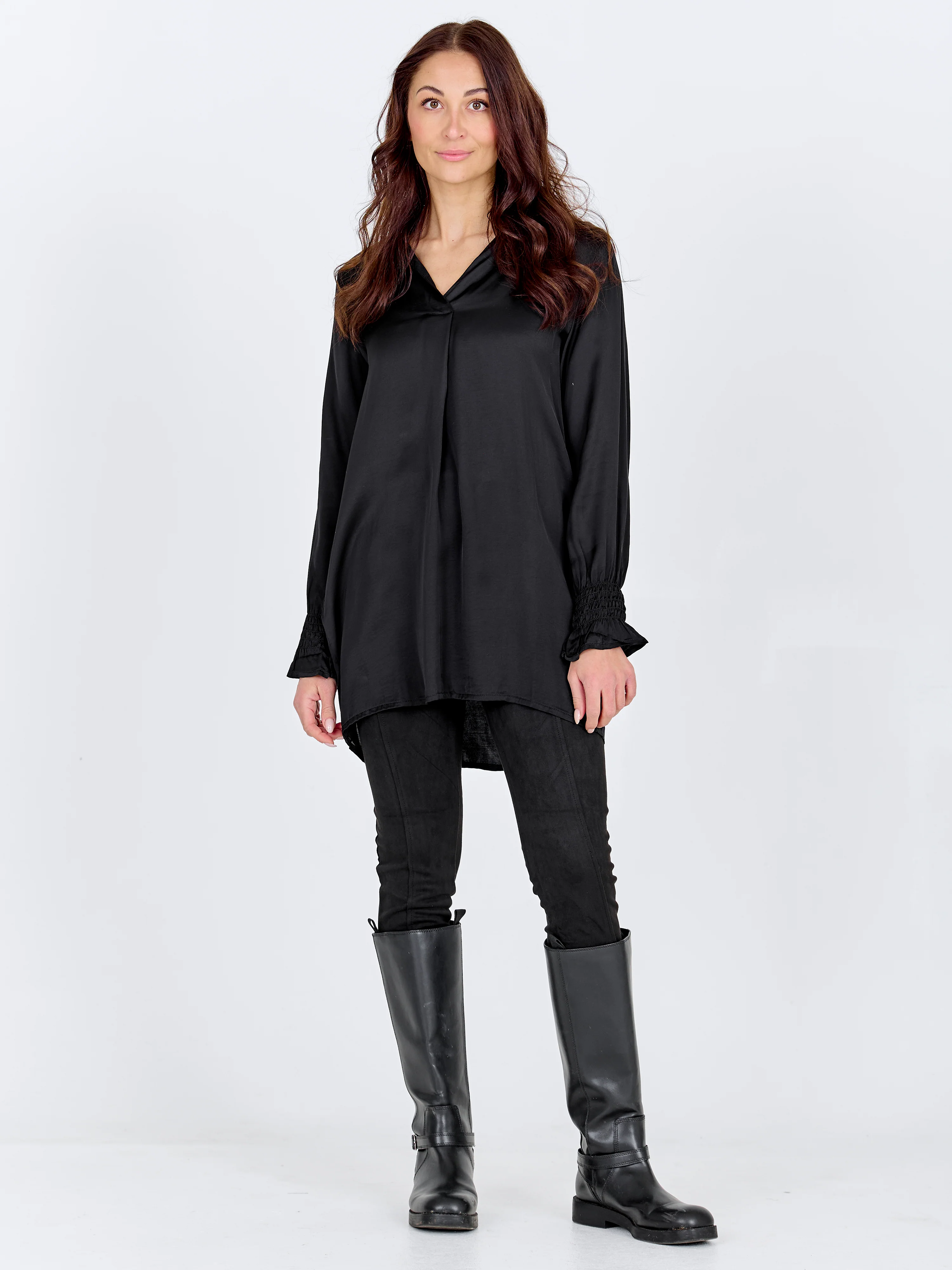 NADA tunic - Black - Image 2