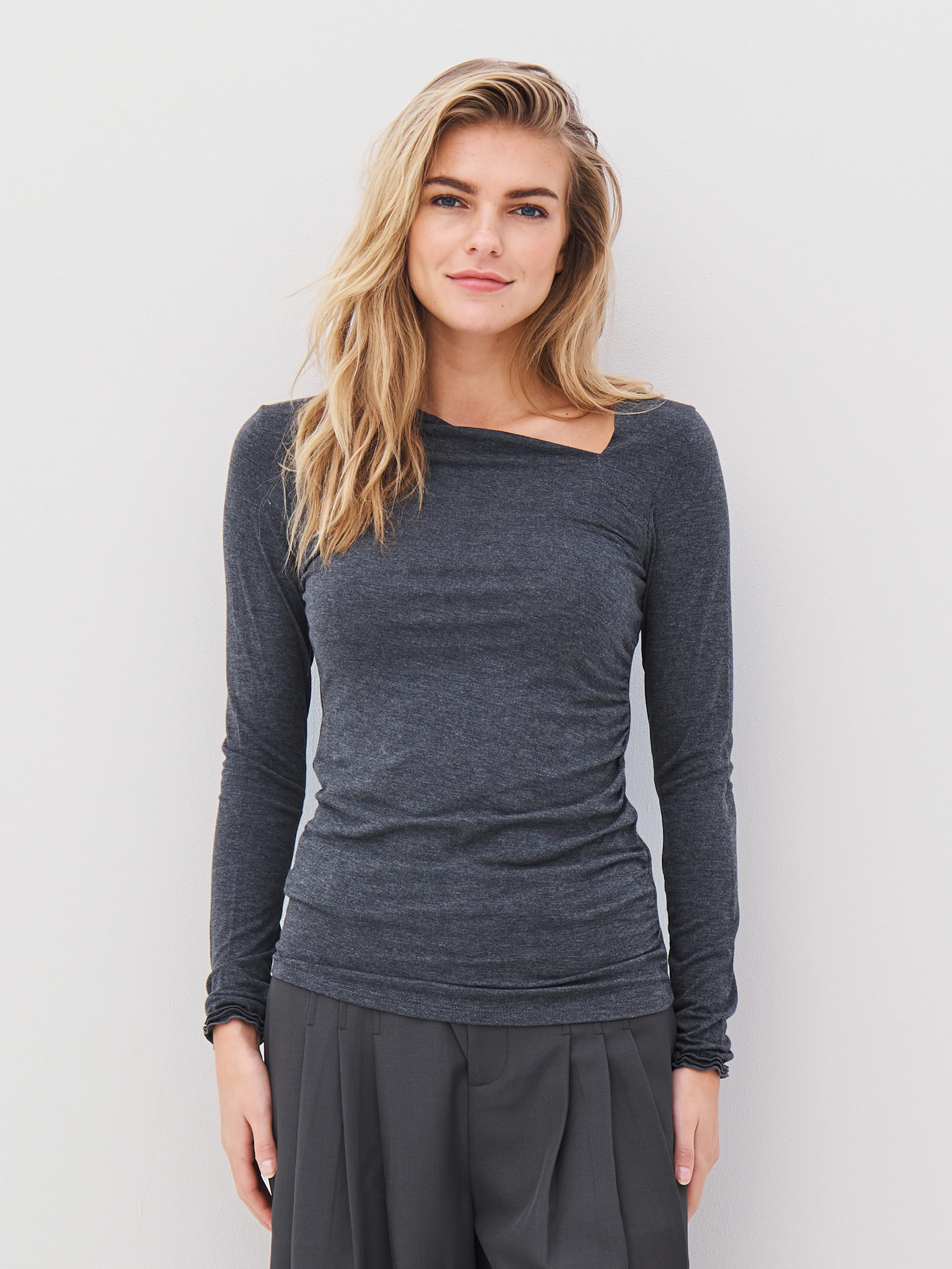 ADELE tee - Grey - Image 3