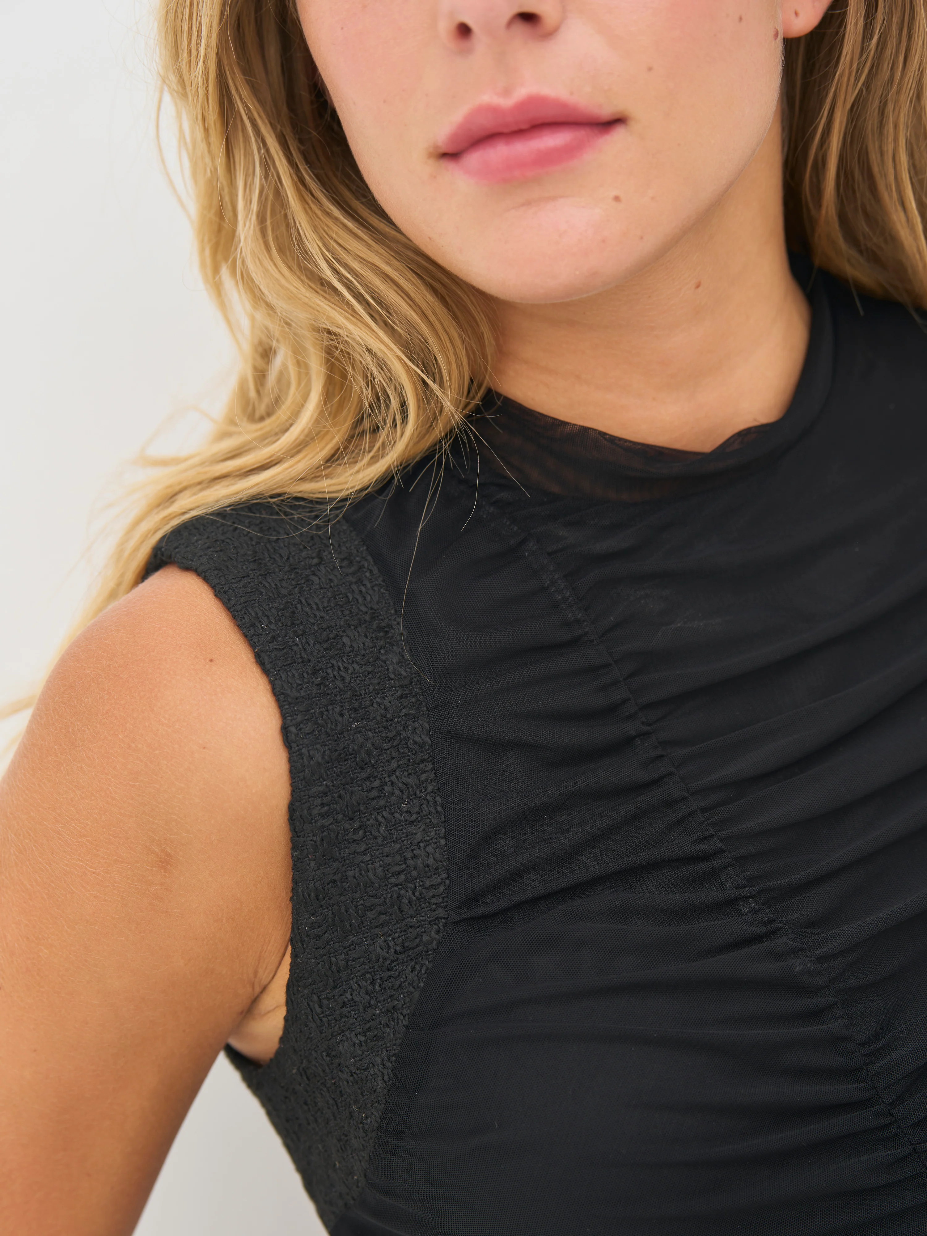 BETH top - Black - Image 4