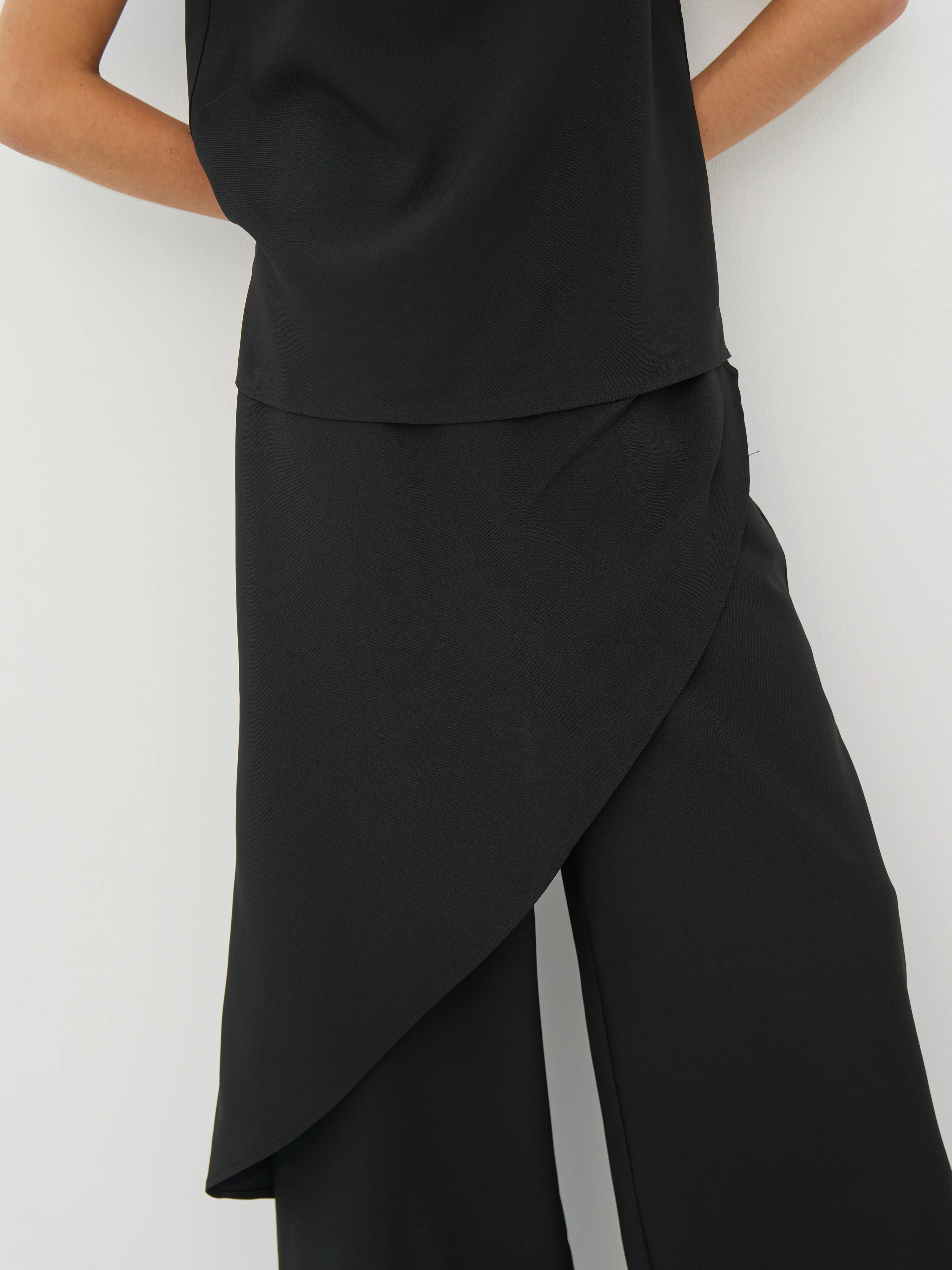 CHLOE Trousers - Black - Image 3