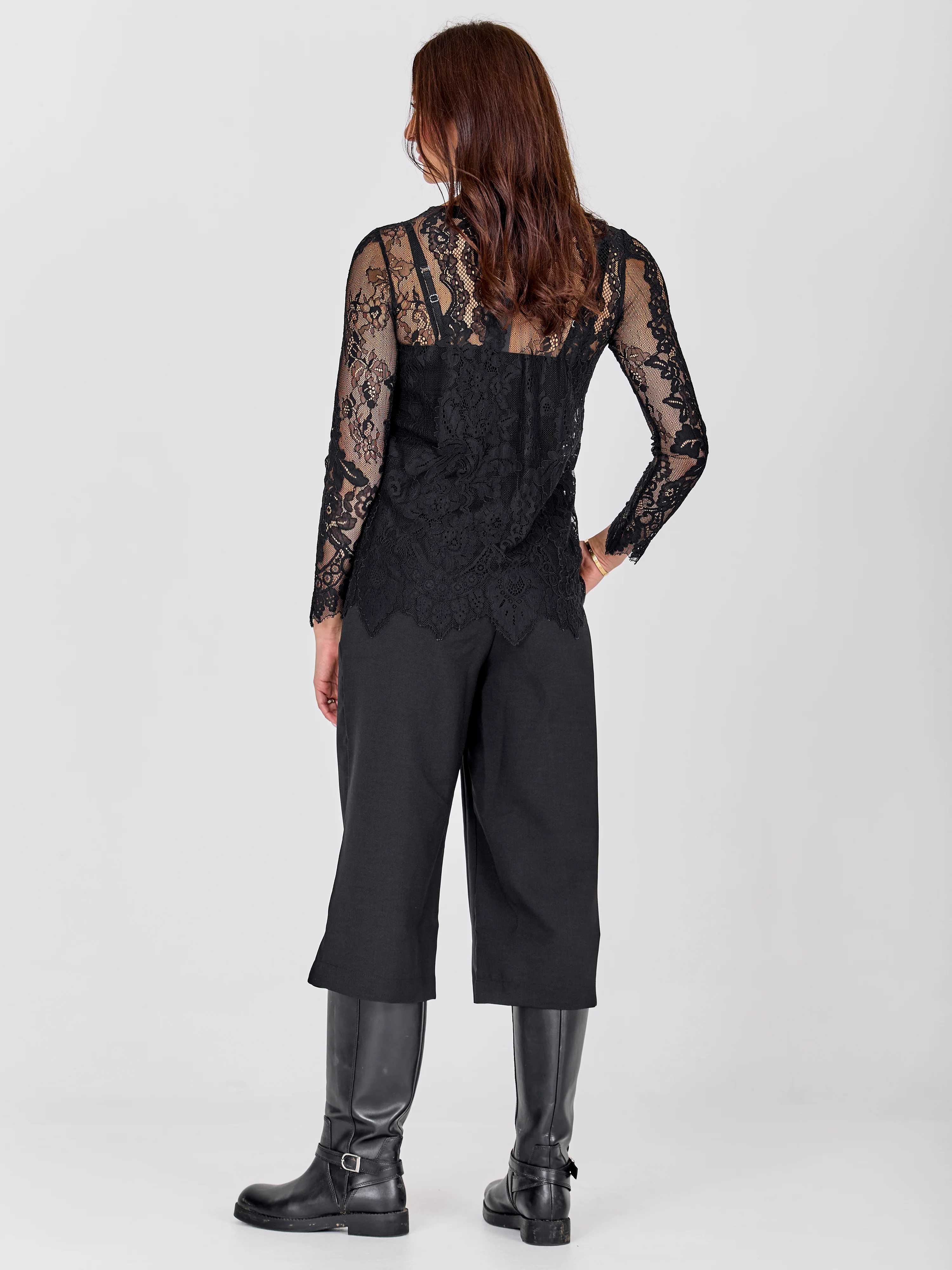CHARLOTTE Top - Black - Image 4