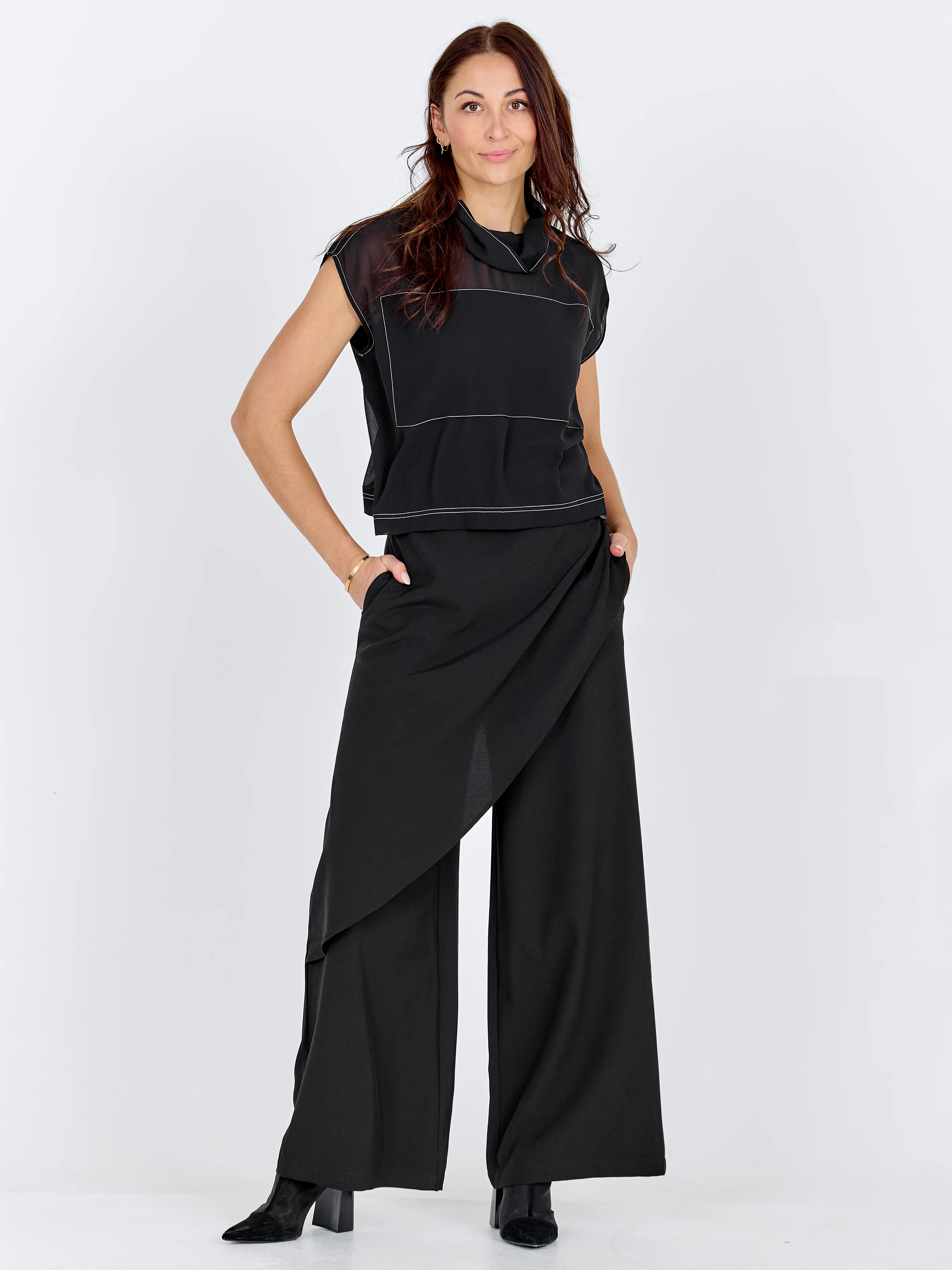 CELSA Top - Black - Image 3