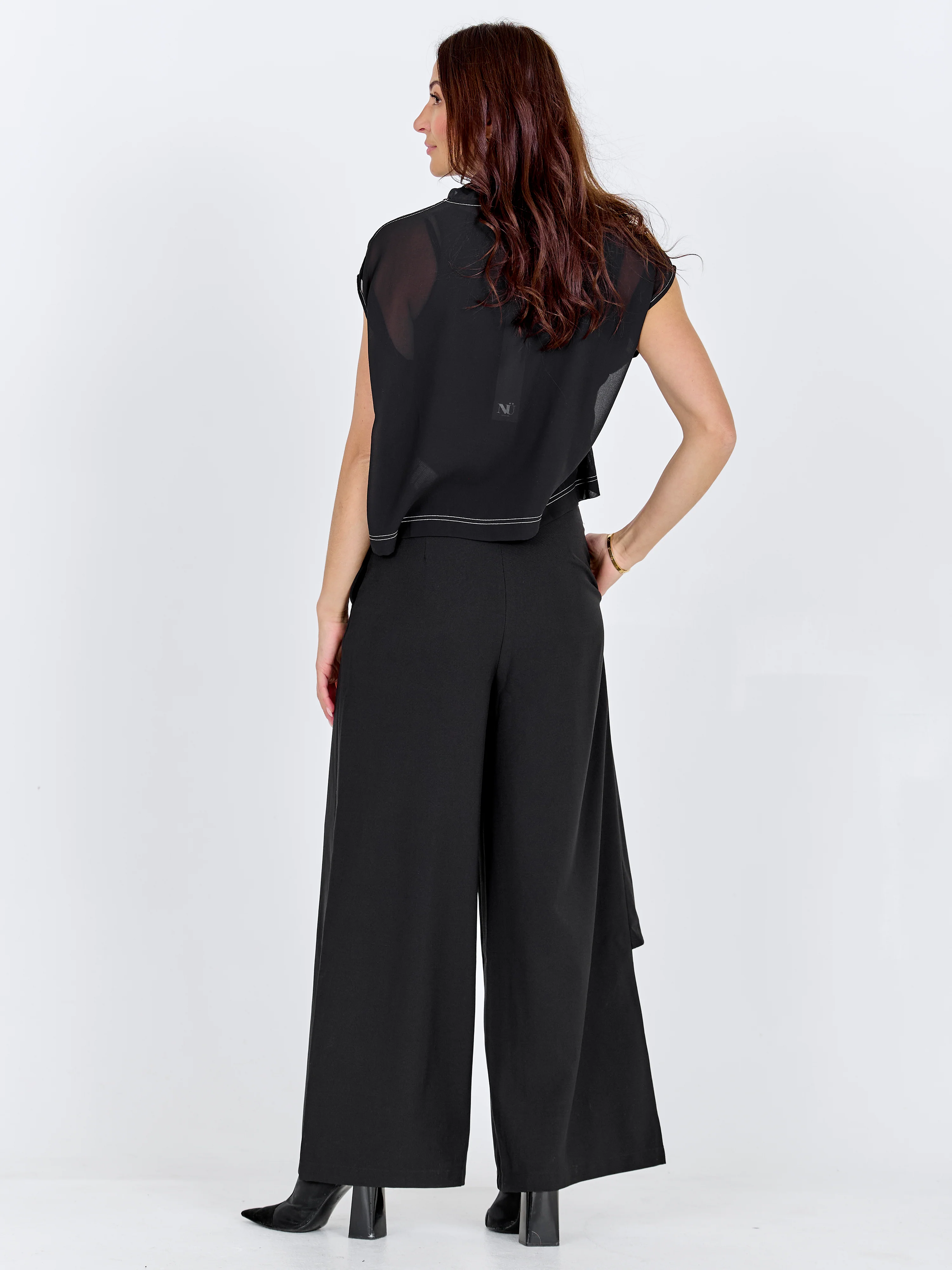 CELSA Top - Black - Image 4