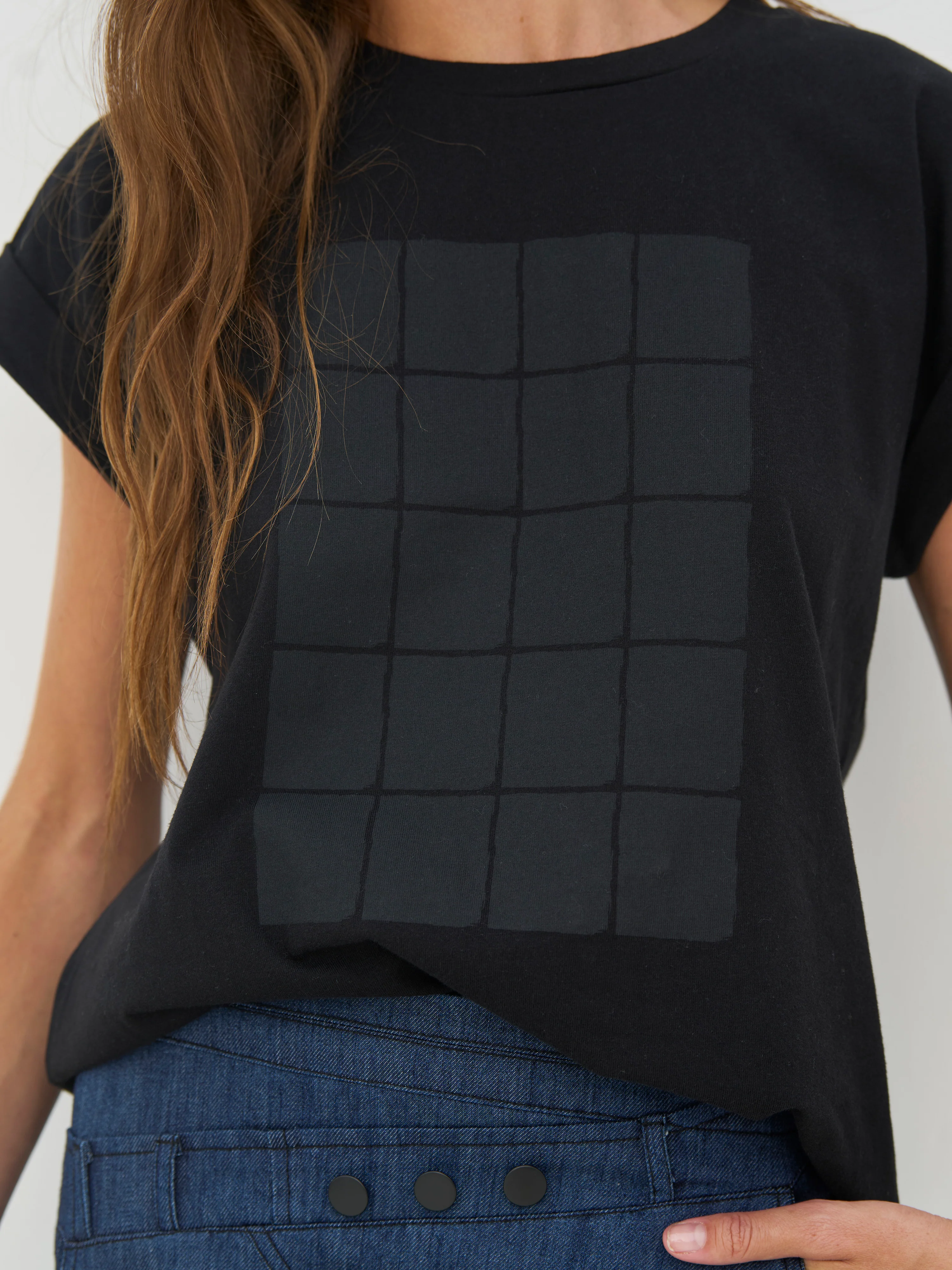 CHEYENNE Tee - Black - Image 4