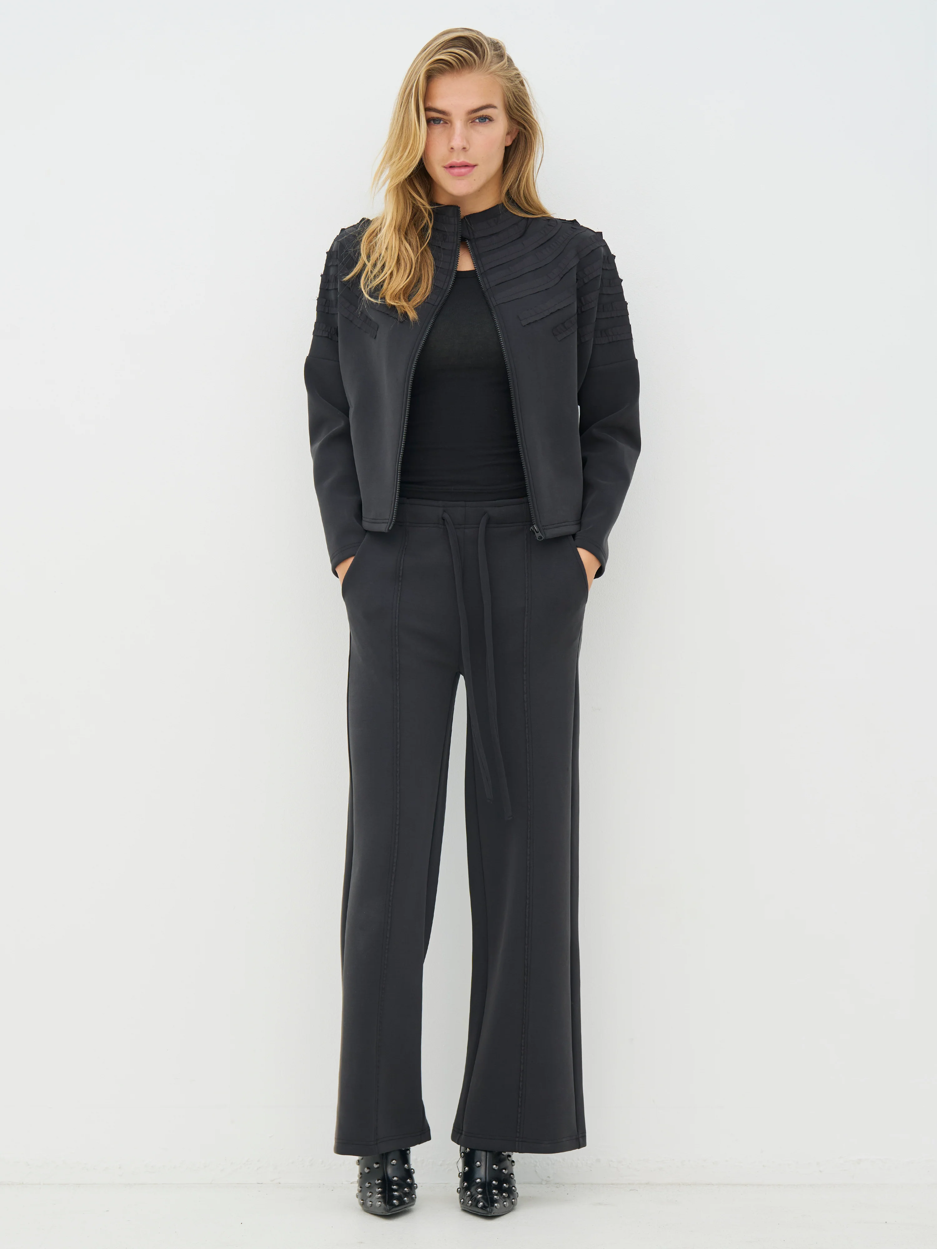 CYRA Trousers - Black - Image 3