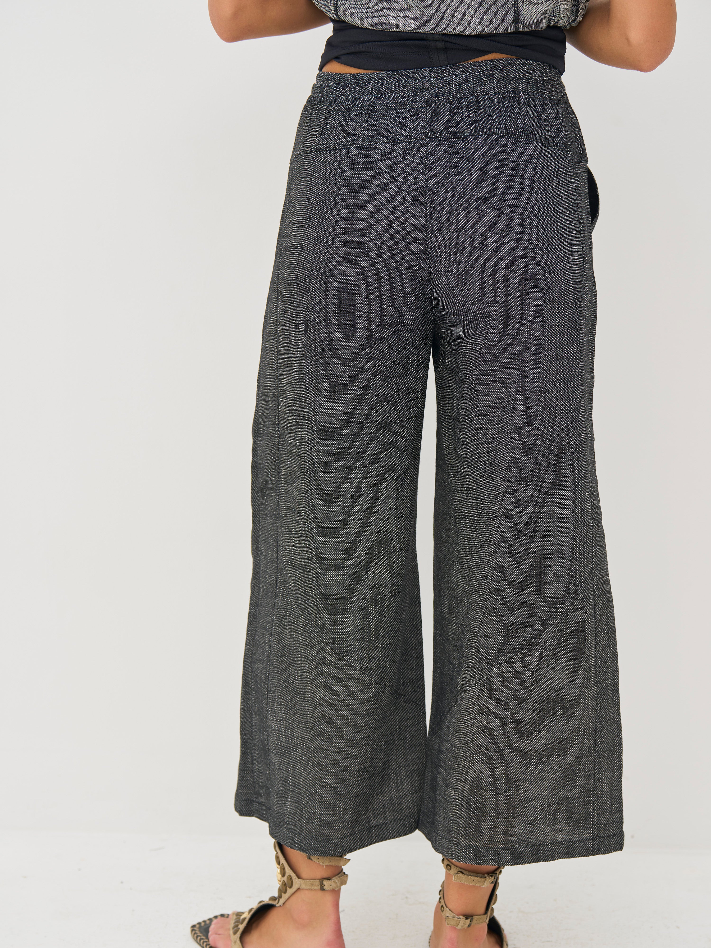 DAVIA Culotte Trousers - Black mix - Image 6