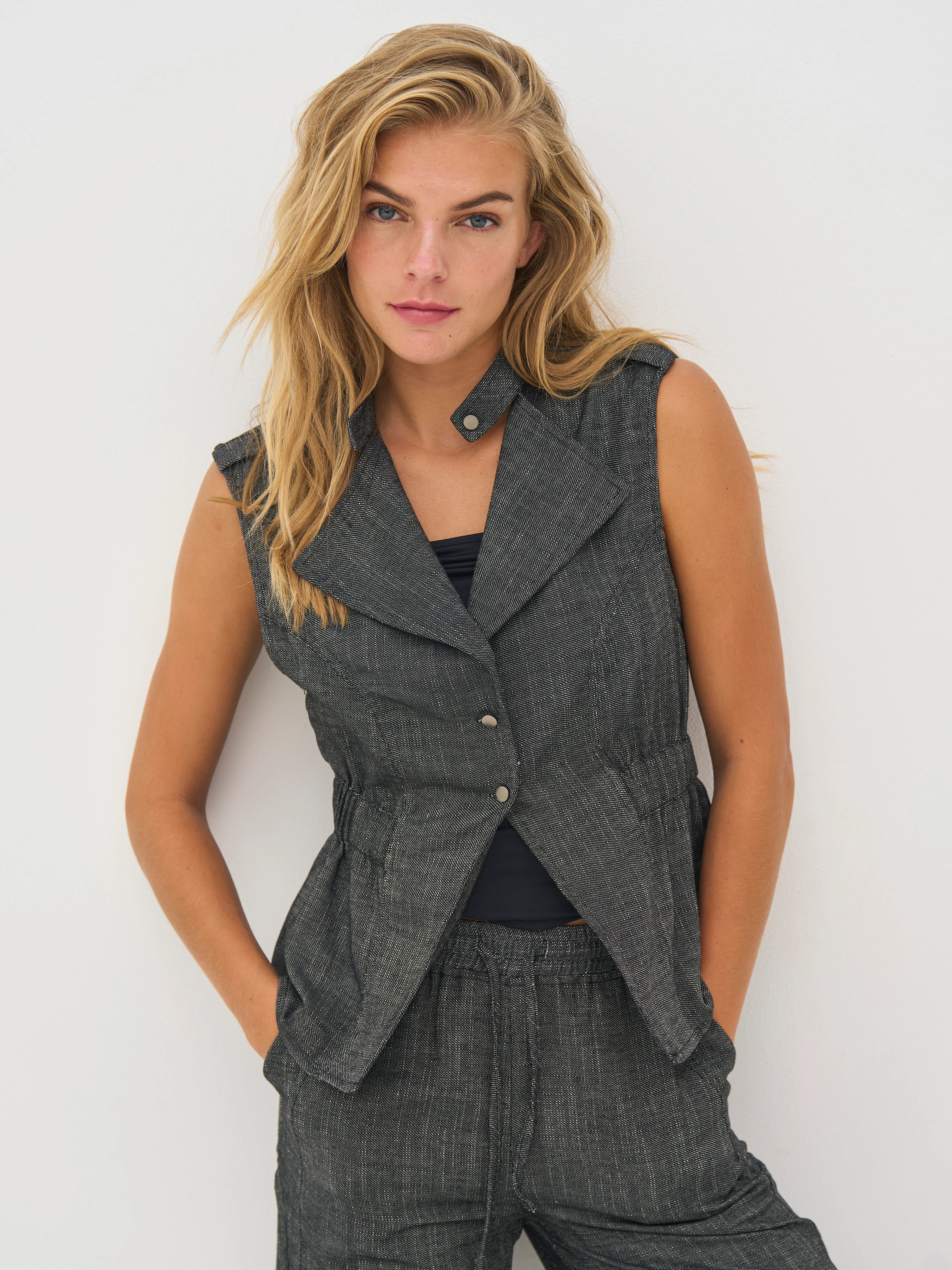 DAVIA Top - Black mix - Image 2
