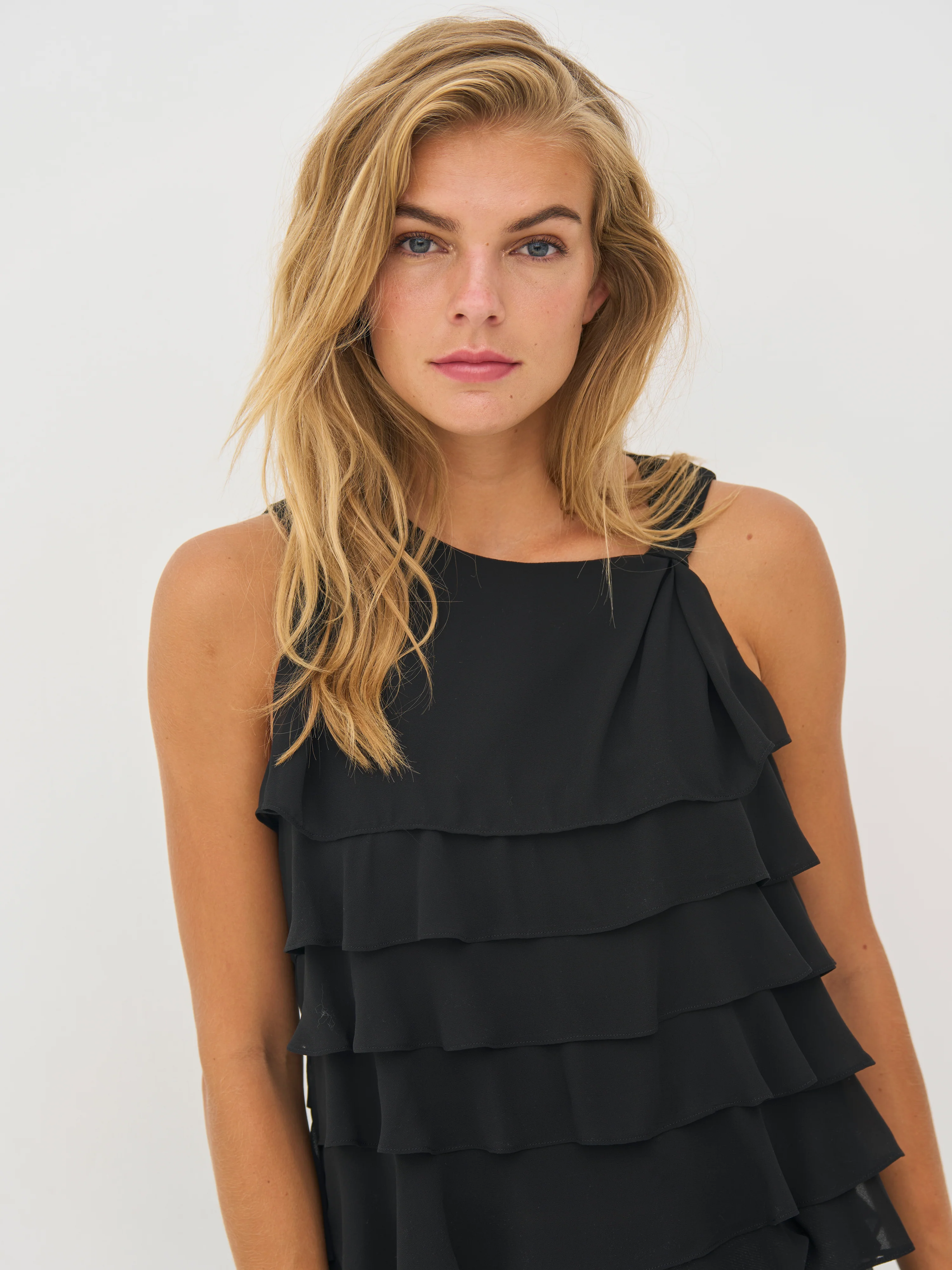 DOT Top - Black - Image 3