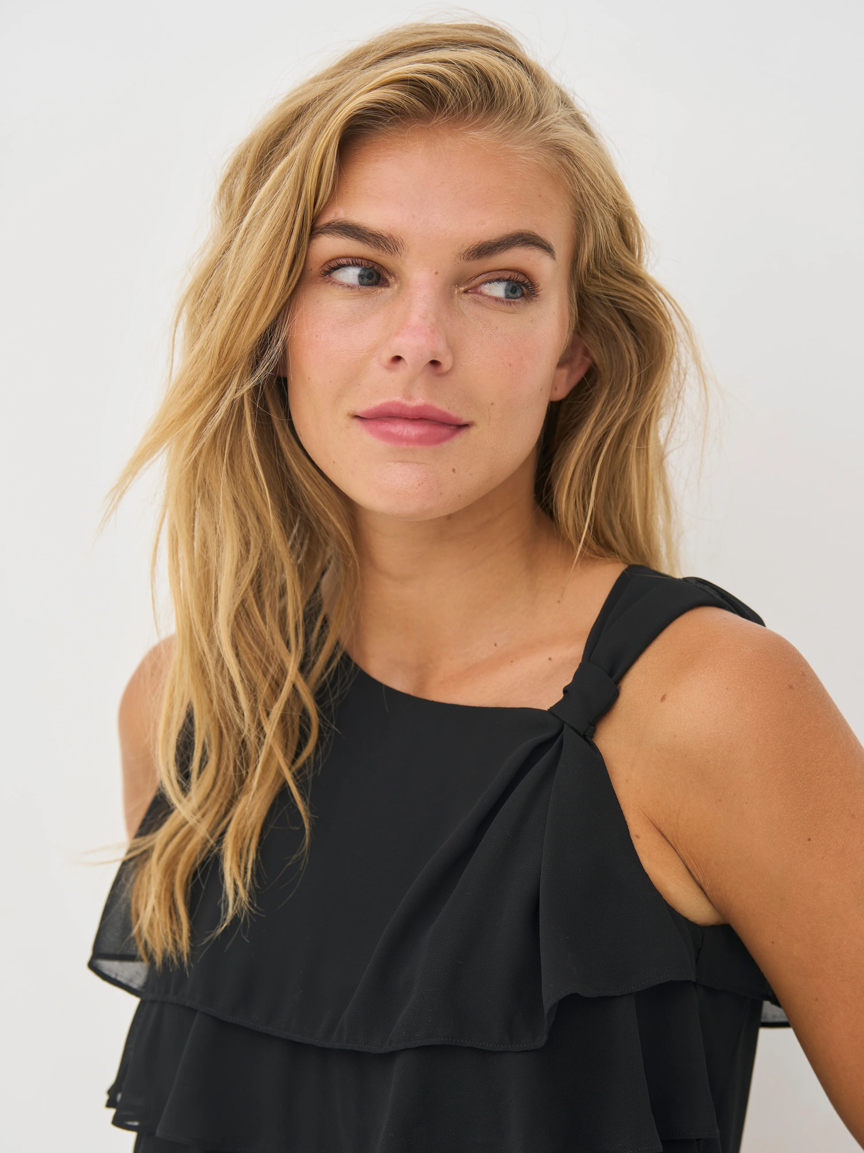 DOT Top - Black - Image 4
