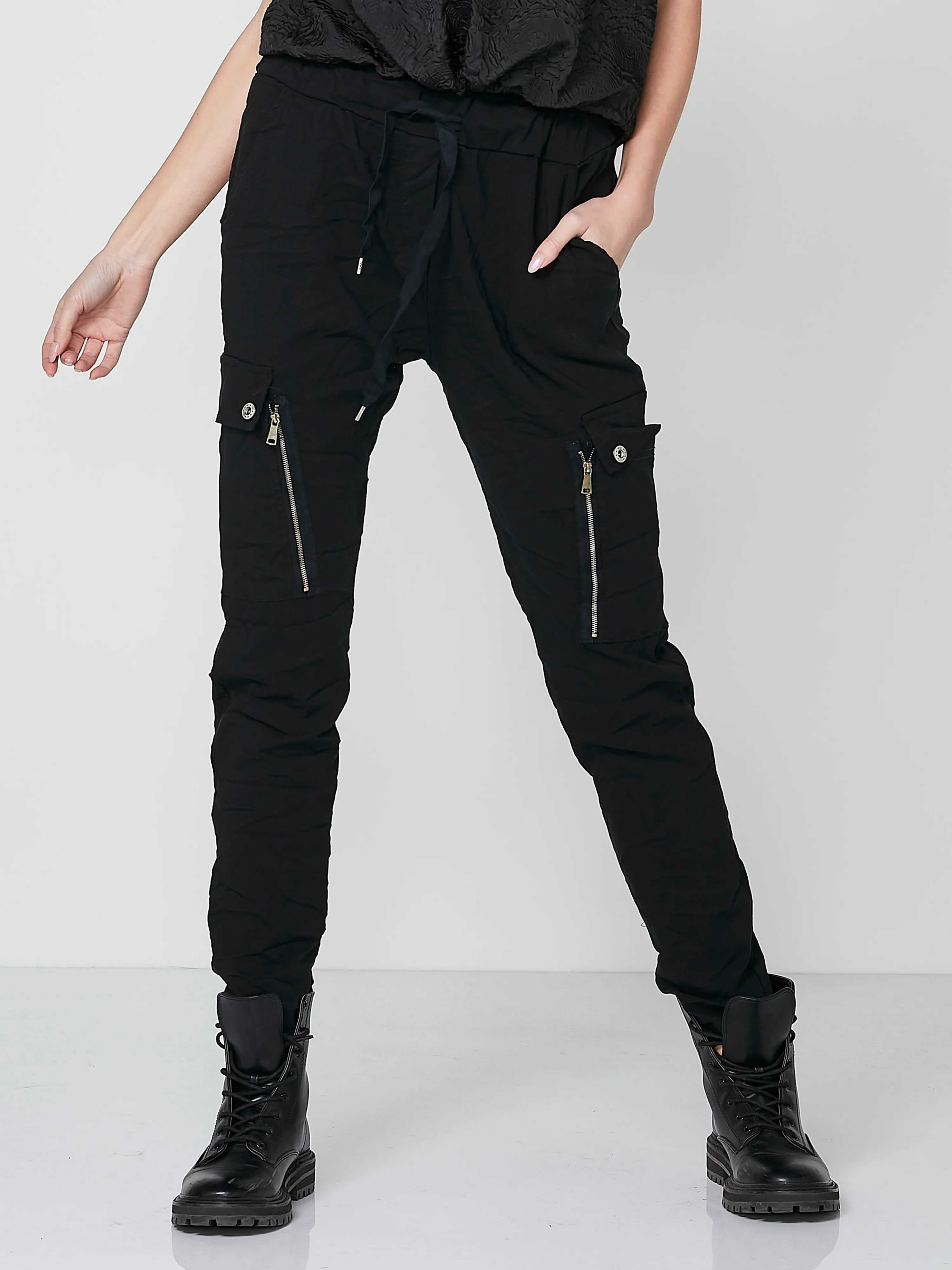 CARMEN cargo trousers - Solid black - Image 4